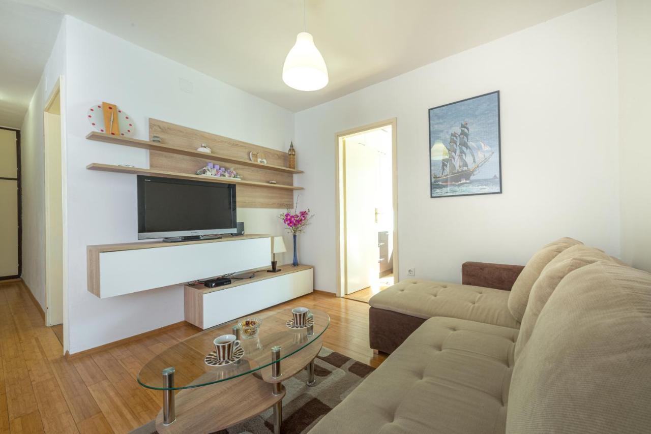 Apartment Lidija